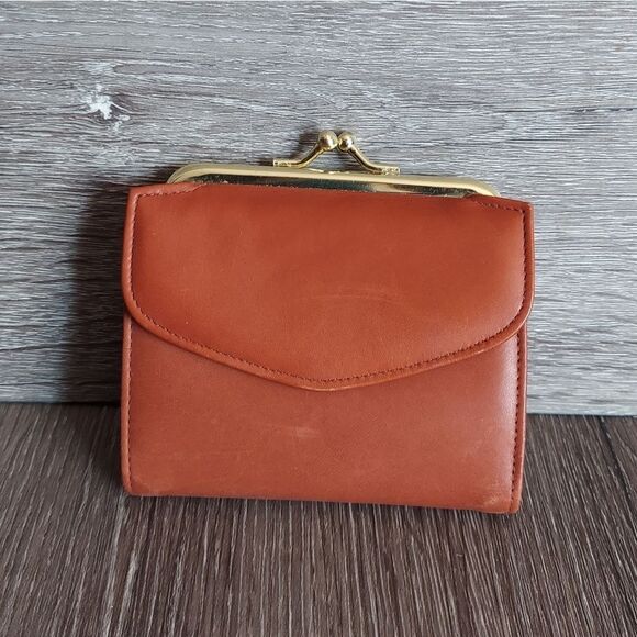 Vintage Buxton Coin Wallet with Card Slot - Picture 1 of 8